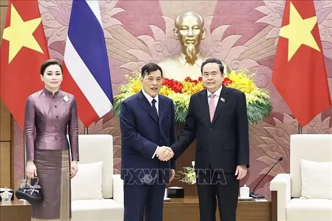 Chủ tịch Quốc hội Trần Thanh Mẫn hội kiến Nhà vua Thái Lan Maha Vajiralongkorn Phra Vajiraklaochaoyuhua và Hoàng hậu (Ảnh: Doãn Tấn/TTXVN)