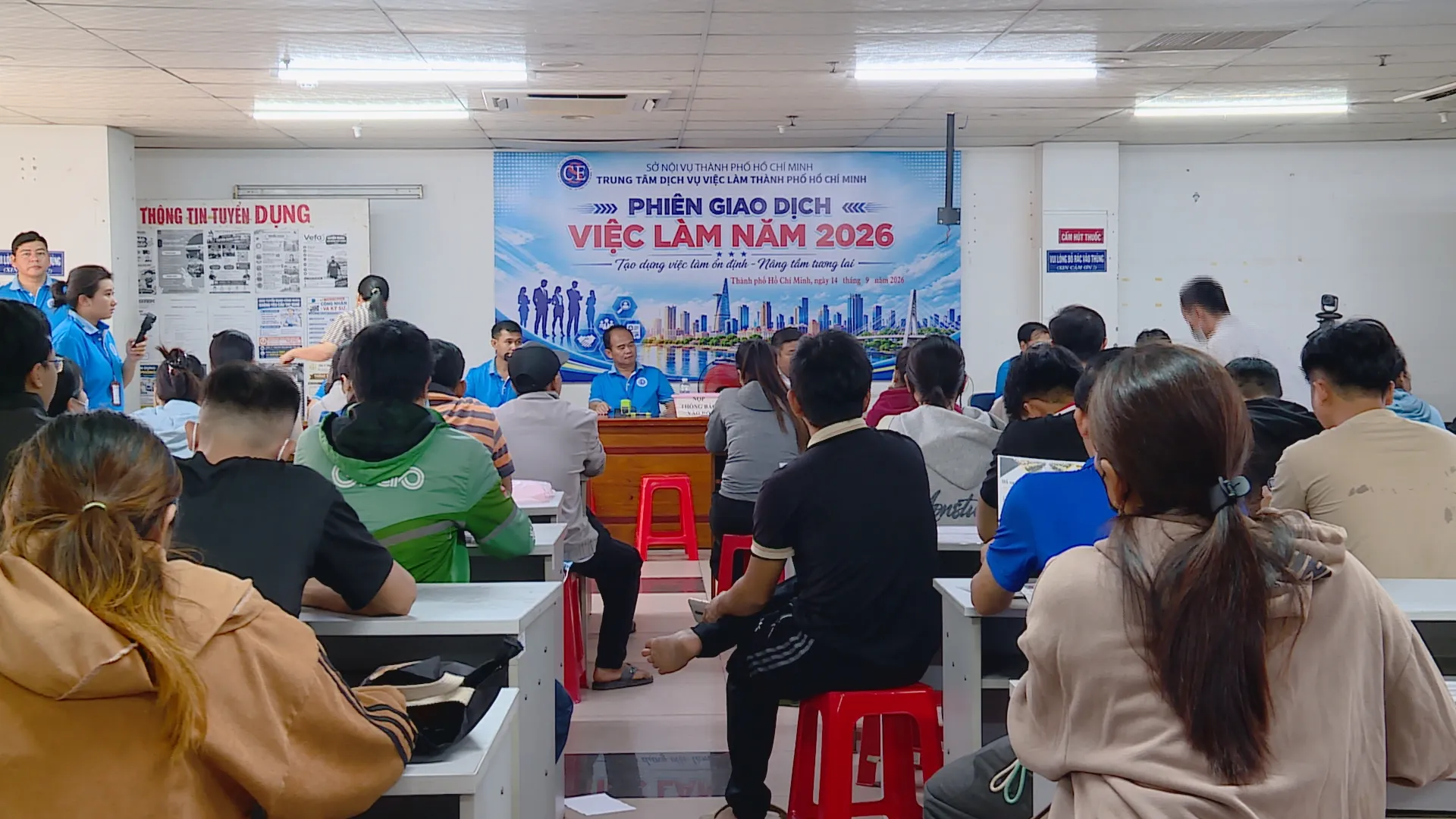 TP. Hồ Chí Minh kết nối hơn 15.000 vị trí việc làm - Ảnh 1.