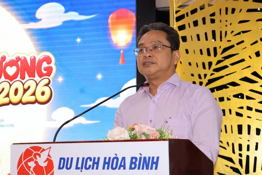 Ông Phạm Minh Tuấn - Phó chủ tịch Ủy ban MTTQ Việt Nam TP. Hồ Chí Minh phát biểu ở chương trình “Mùa trăng yêu thương 2026” - Ảnh: Kim Anh