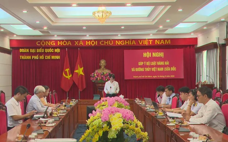 Góp ý hoàn thiện Bộ luật Hàng hải và Đường thủy Việt Nam (sửa đổi) Góp ý hoàn thiện Bộ luật Hàng hải và Đường thủy Việt Nam (sửa đổi)