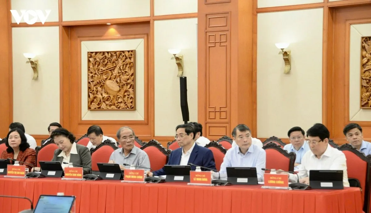 tong bi thu, chu tich nuoc lam viec voi ban chi dao tong ket 100 nam Dang lanh dao cach mang viet nam hinh anh 4
