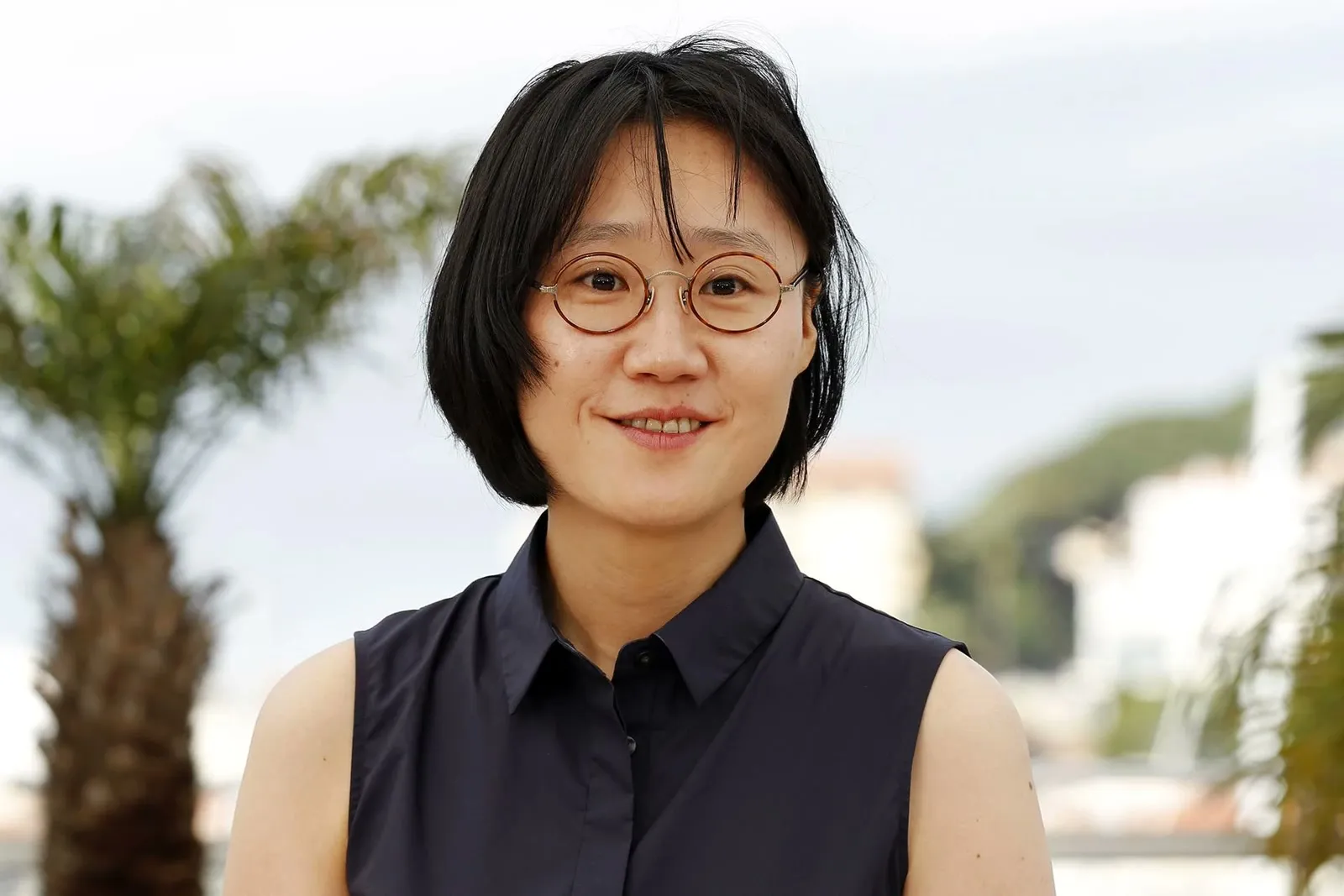 july-jung-photocall-dohee-ya-a-girl-at-my-door-festival-de-cannes