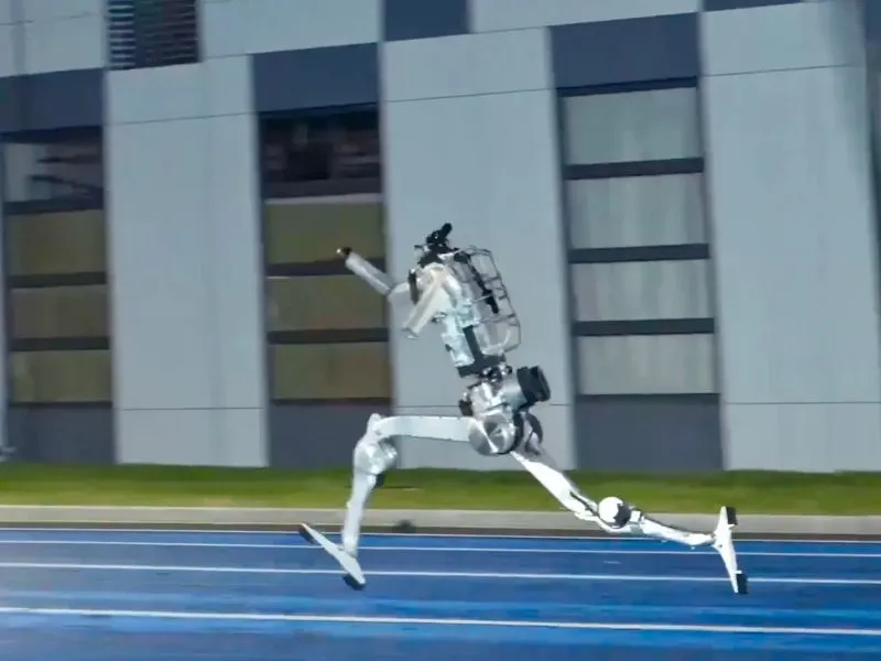 robot-hinh-nguoi-but-toc-456kmh-xo-do-ky-luc-cua-huyen-thoai-usain-bolt -1