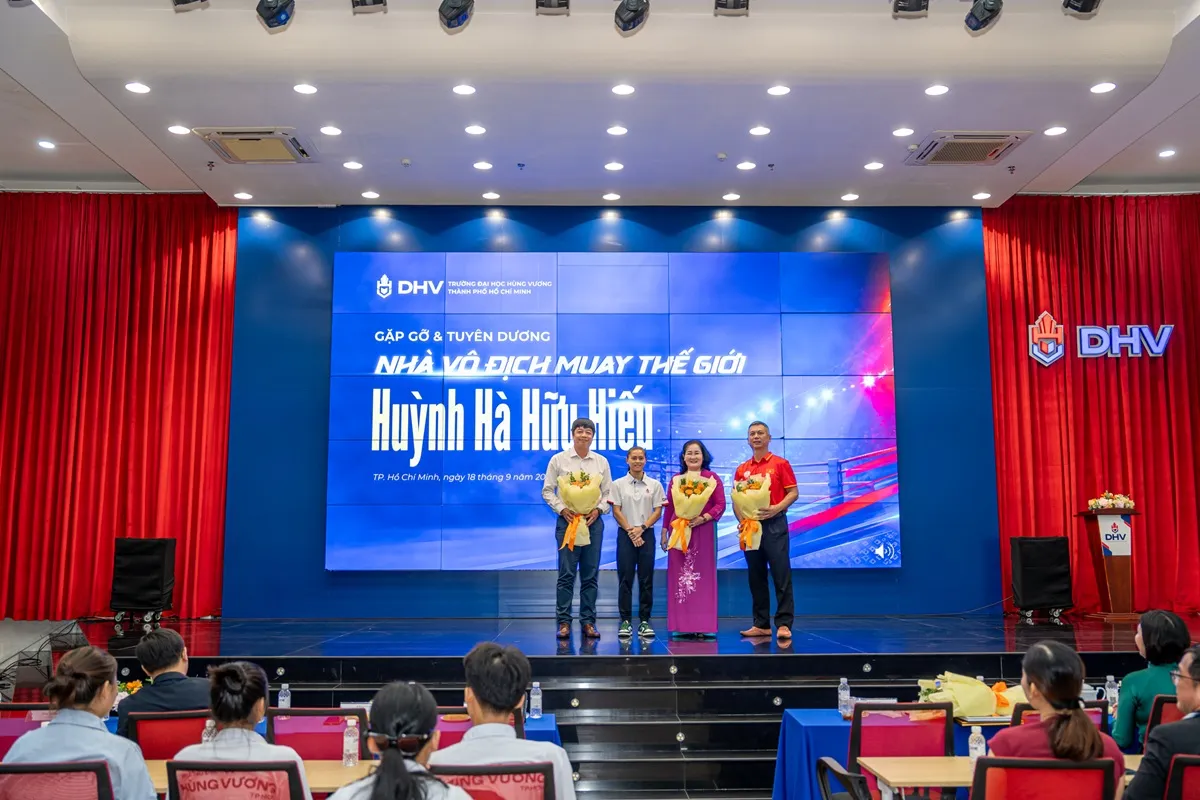 Tuyên dương và trao học bổng cho võ sĩ Huỳnh Hà Hữu Hiếu-h2