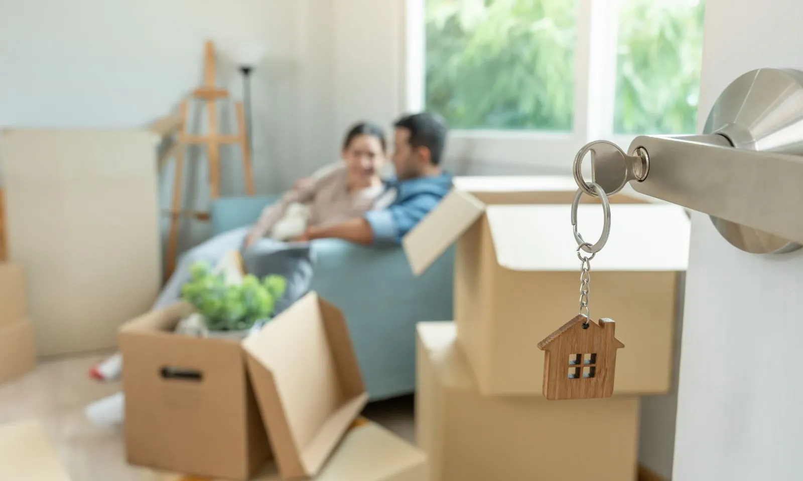 Giấu chồng mua nhà cho bố mẹ đứng tên, vợ trả giá đắt
