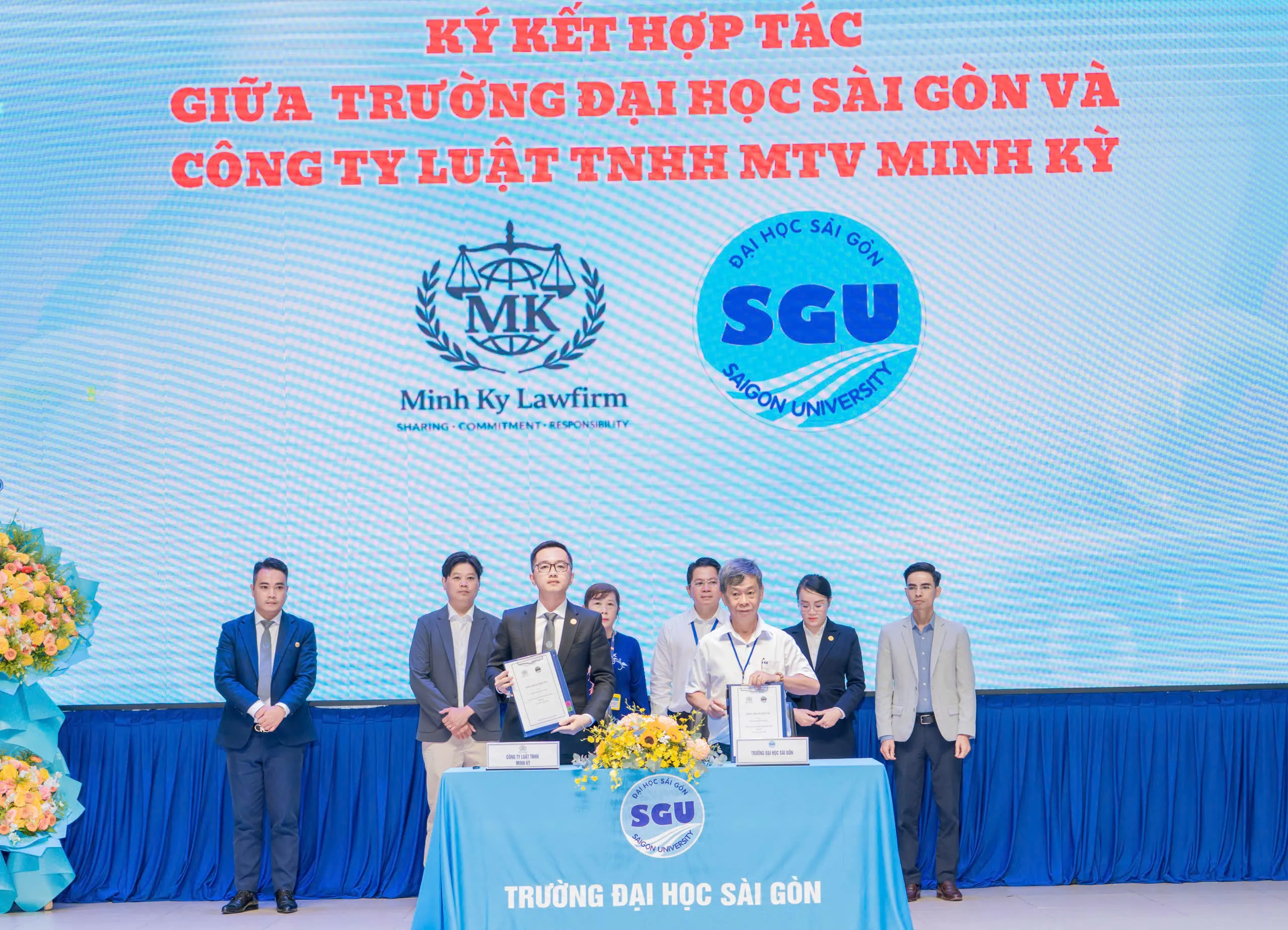 Ký kết hợp tác giữa Trường Đại học Sài Gòn và Công ty Luật TNHH MTV Minh Kỳ - Ảnh Bá Nam