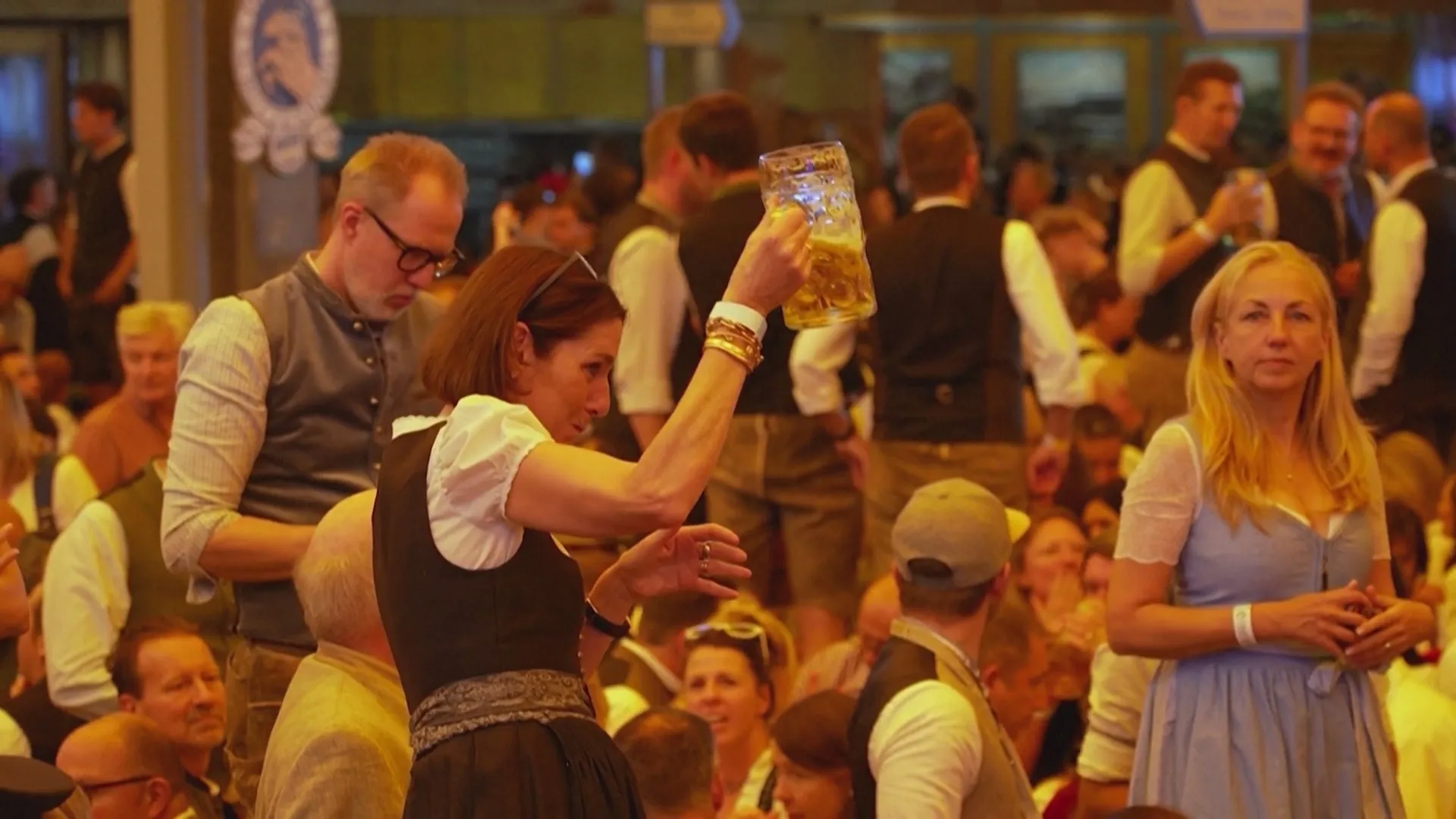 Khai mạc lễ hội bia Oktoberfest lần thứ 191- Ảnh 5.