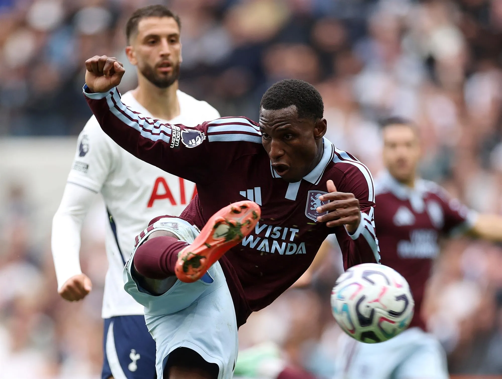 tottenham-ngoai-hang-anh