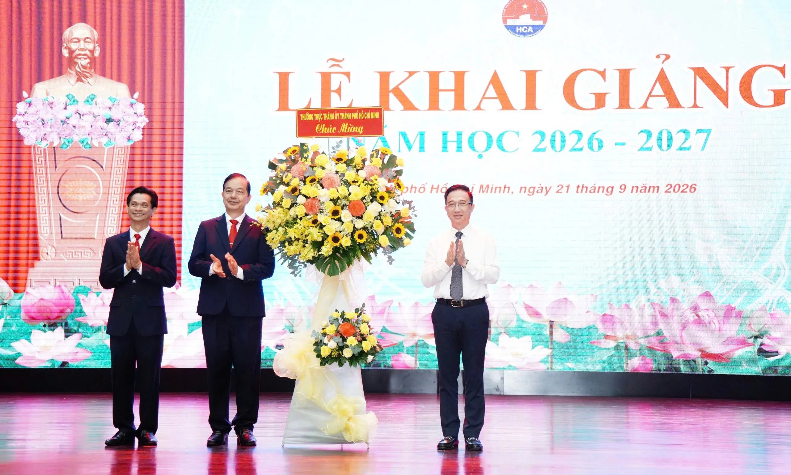 Phó Bí thư Thành ủy TPHCM Đặng Minh Thông dự lễ Khai giảng Học viện Cán bộ TPHCM