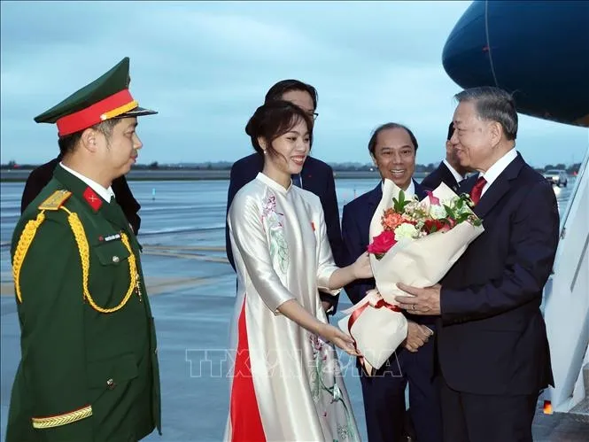Tổng Bí thư, Chủ tịch nước Tô Lâm đến New York, bắt đầu chuyến tham dự Phiên thảo luận cấp cao Đại hội đồng Liên hợp quốc khóa 81 và hoạt động song phương tại Hoa Kỳ