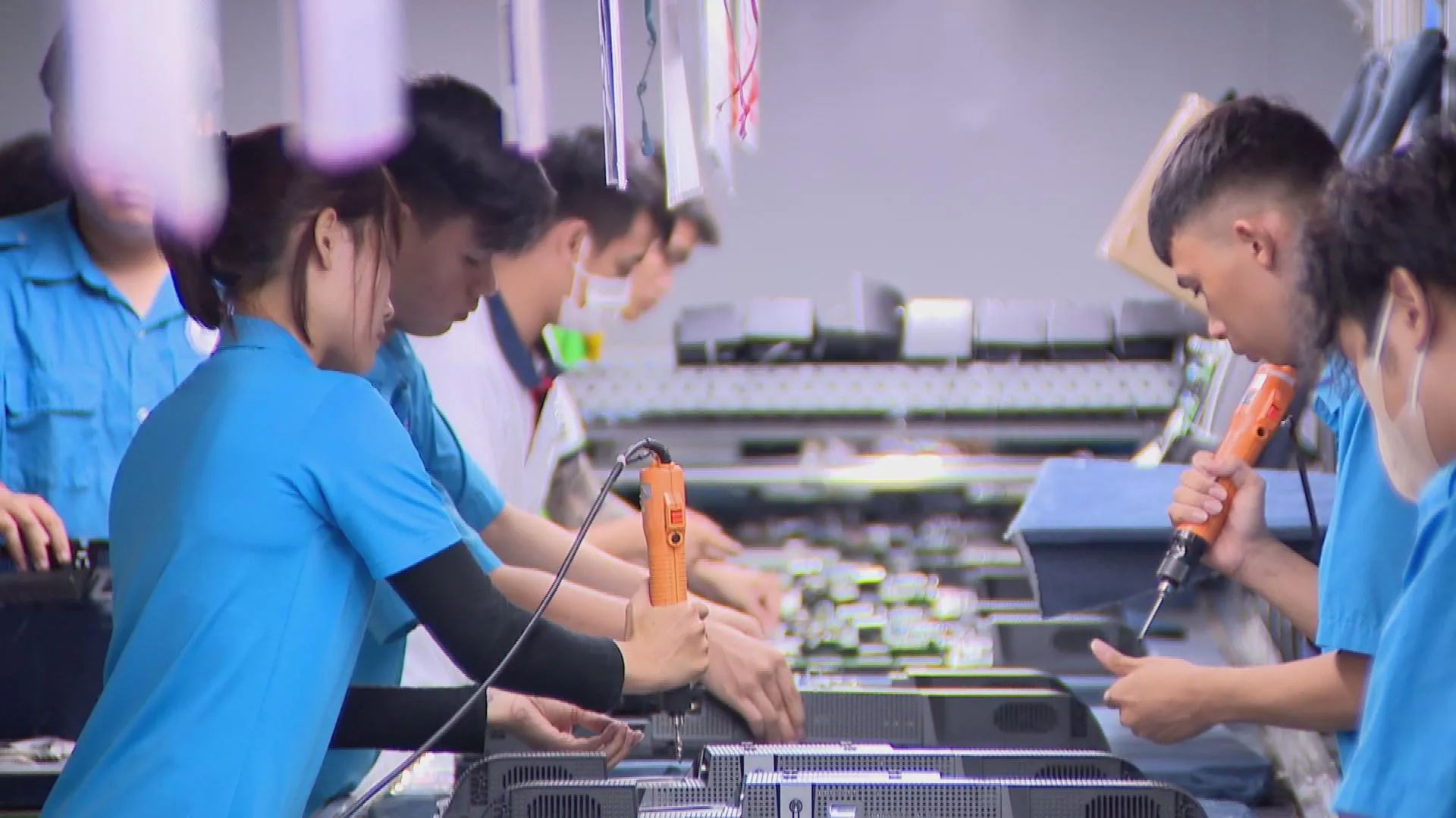 Bí thư Thành ủy TP. Hồ Chí Minh Trần Lưu Quang: Không có câu hỏi đạt được hay không mà phải làm thế nào để đạt được điều đó | Thời sự HTV ngày 21/9/2026 - Ảnh 1.
