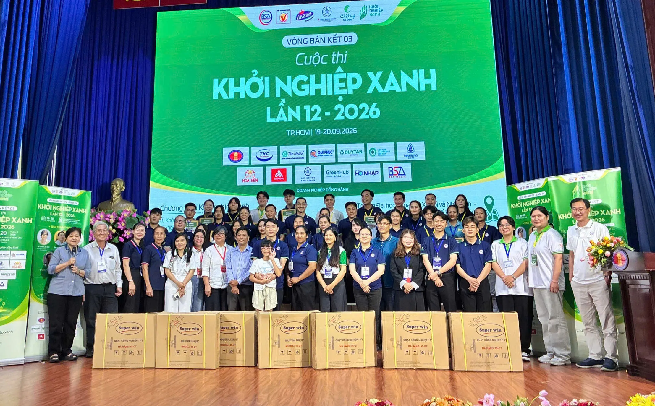Sau 2 ngày tranh tài 14 dự án khu vực TPHCM vào vòng chung kết Khởi nghiệp Xanh - Ảnh Bá Nam