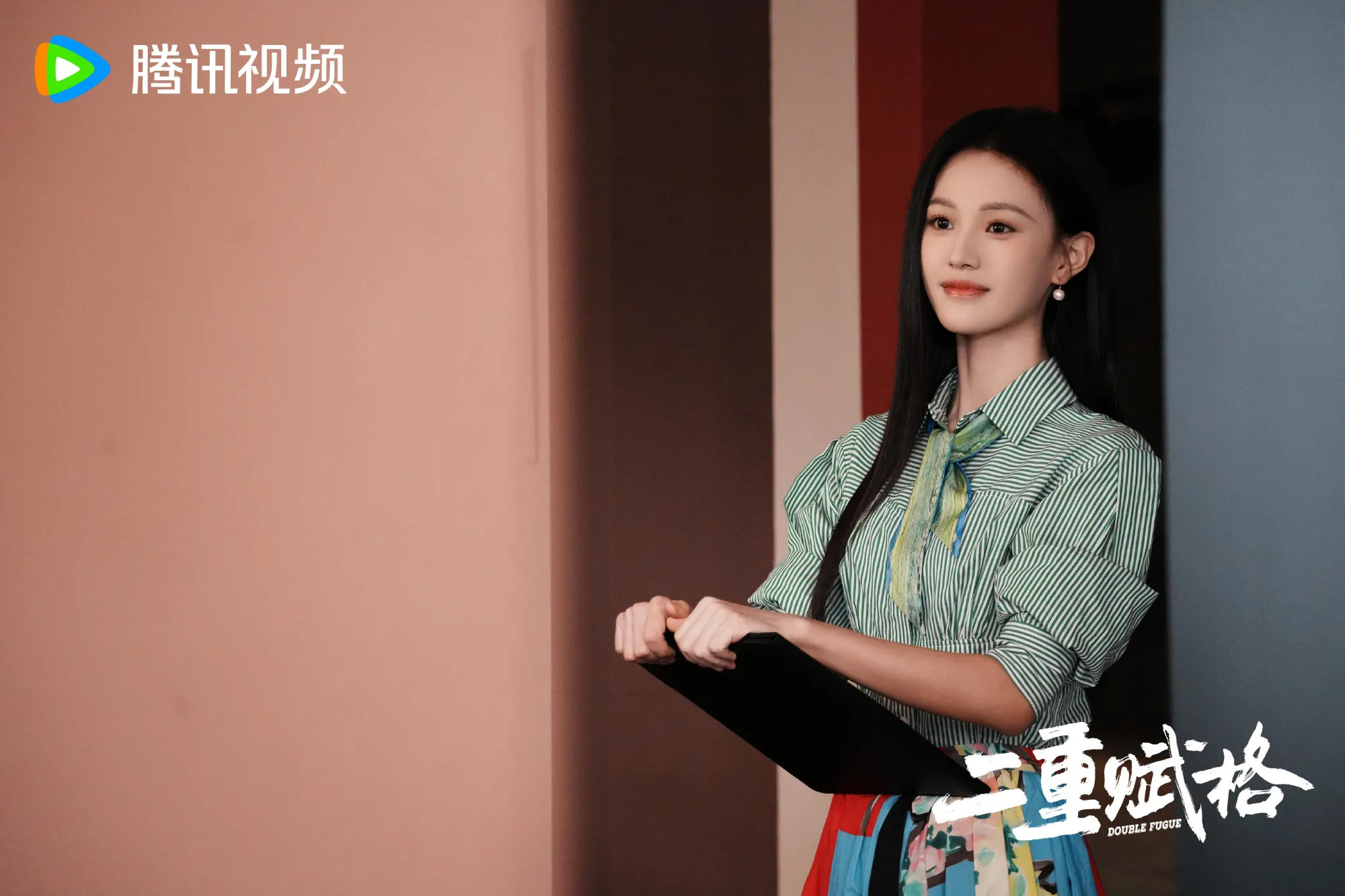 006u3OZvly1i3xedopykmj37c04w01l8