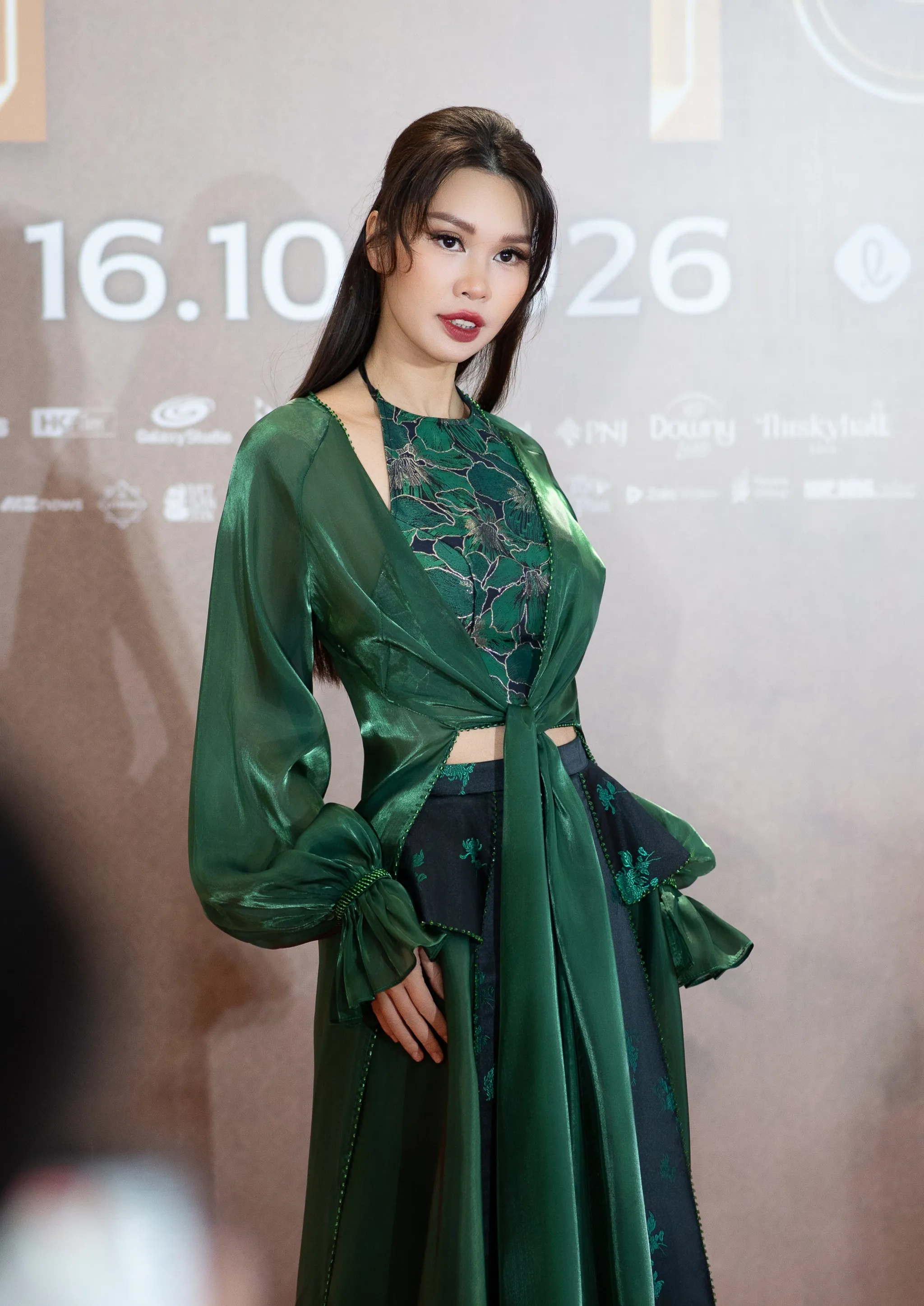 _QUY0542