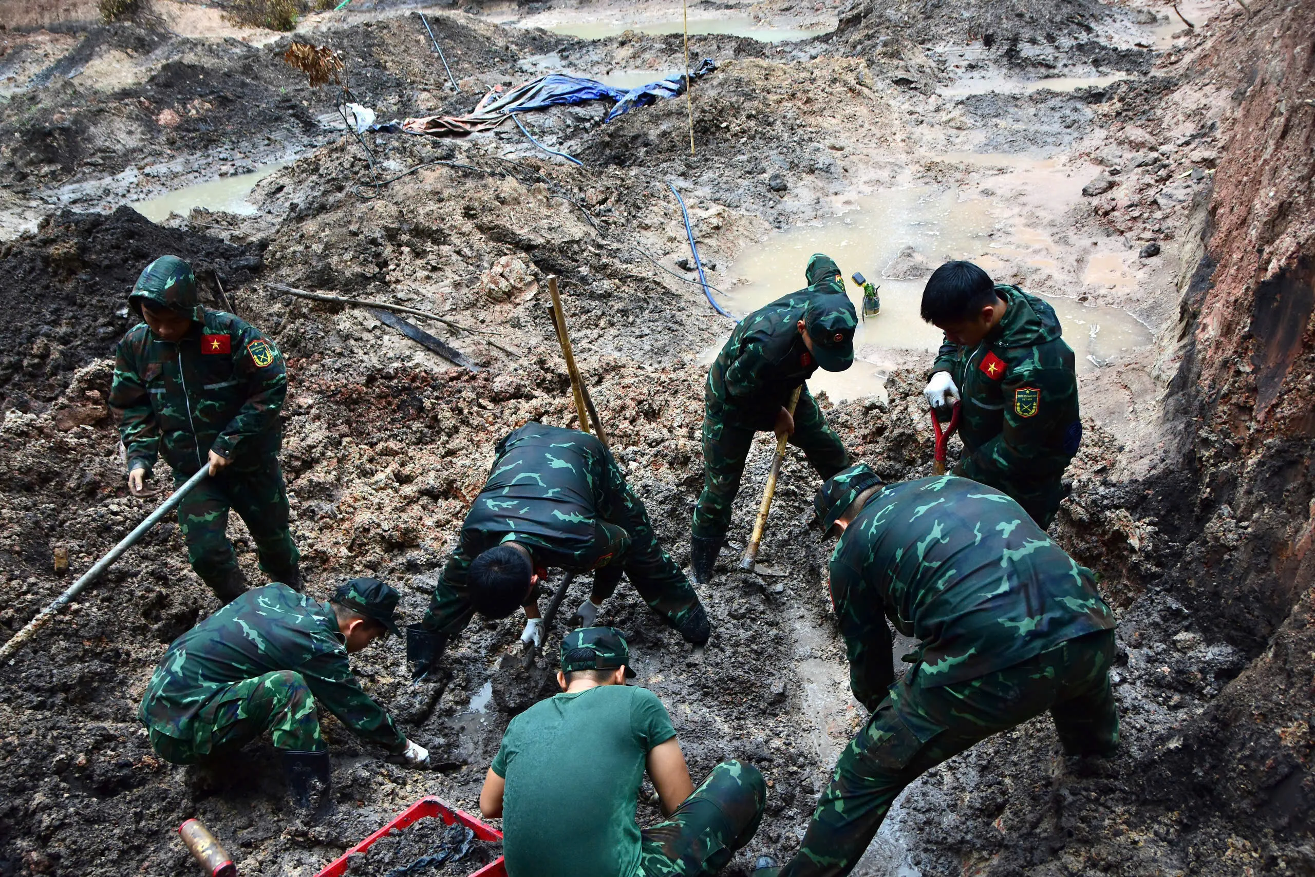 TP. Hồ Chí Minh quy tập được 665 hài cốt liệt sĩ tại khu vực Công viên Lê Thị Riêng- Ảnh 3. TP. Hồ Chí Minh quy tập được 665 hài cốt liệt sĩ tại khu vực Công viên Lê Thị Riêng- Ảnh 3.