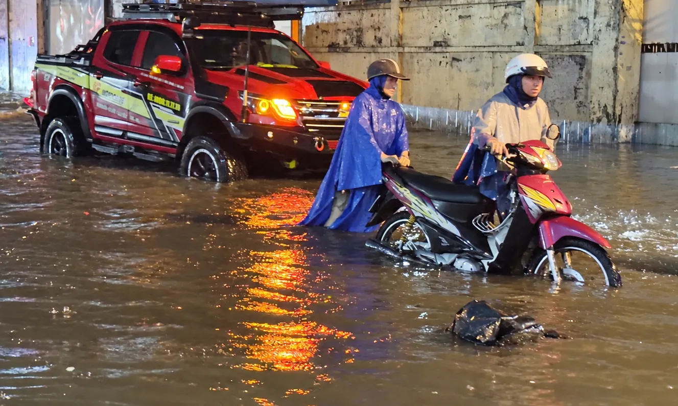 Đường Mã Lò chờ ngày hết ngập: Từ kiến nghị của người dân đến dự án 13,7 tỷ đồng