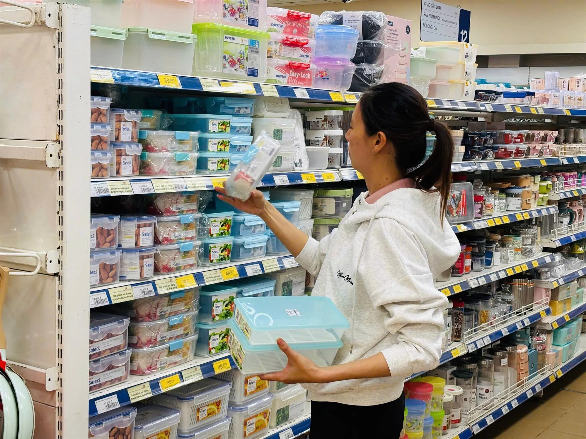 ĐA DẠNG CÁC SẢN PHẨM ĐỒ DÙNG CO.OP SELECT VỚI GIÁ CẢ PHẢI CHĂNG VÀ THẤP HƠN SO VỚI SẢN PHẨM CÙNG LOẠI