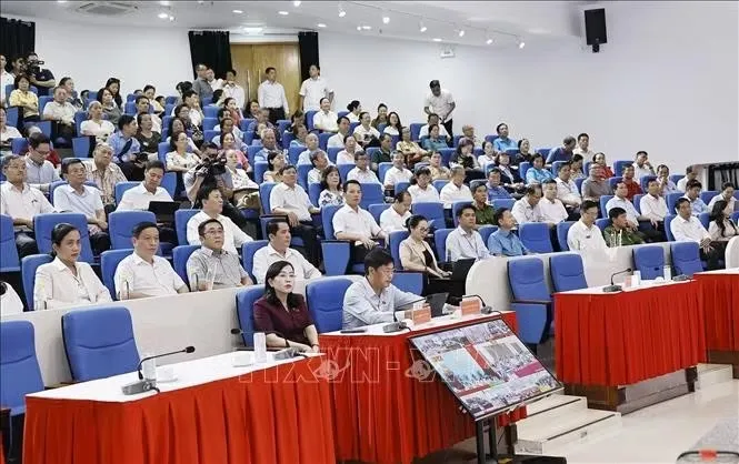 Cử tri phường Xuân Hoà, Thành phố Hồ Chí Minh dự hội nghị. Ảnh: Doãn Tấn/TTXVN