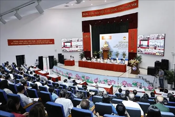 Hội nghị được kết nối đến các điểm cầu tại các phường trên địa bàn Thành phố Hồ Chí Minh. Ảnh: Doãn Tấn/TTXVN