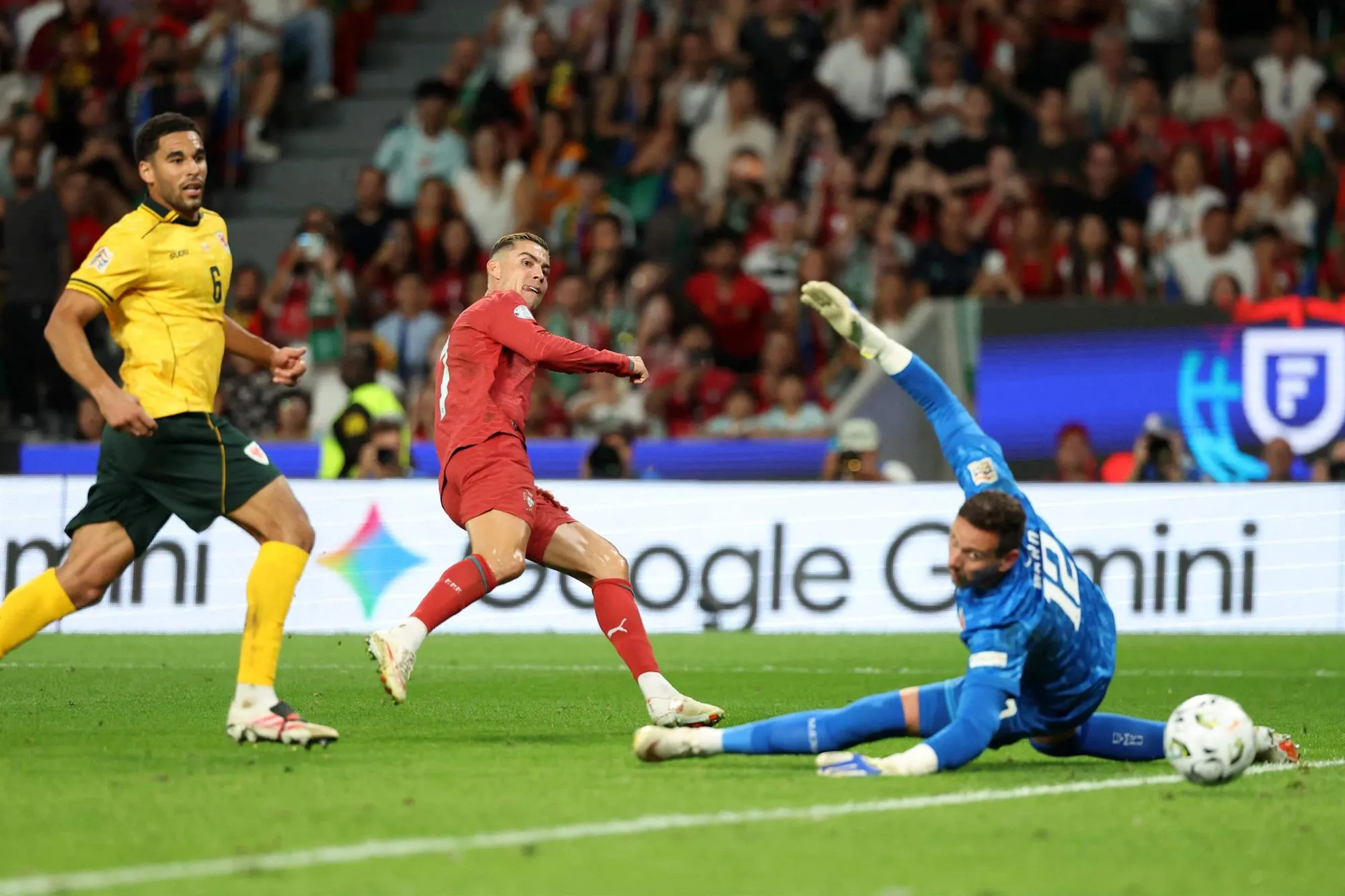 ronaldo-bo-dao-nha
