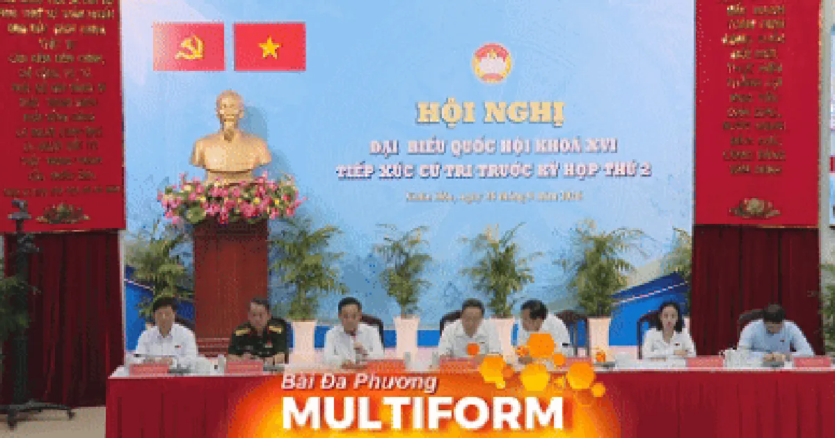 Chủ tịch Quốc hội tiếp xúc cử tri TP. Hồ Chí Minh: Thành phố quyết tâm đạt tăng trưởng 2 con số