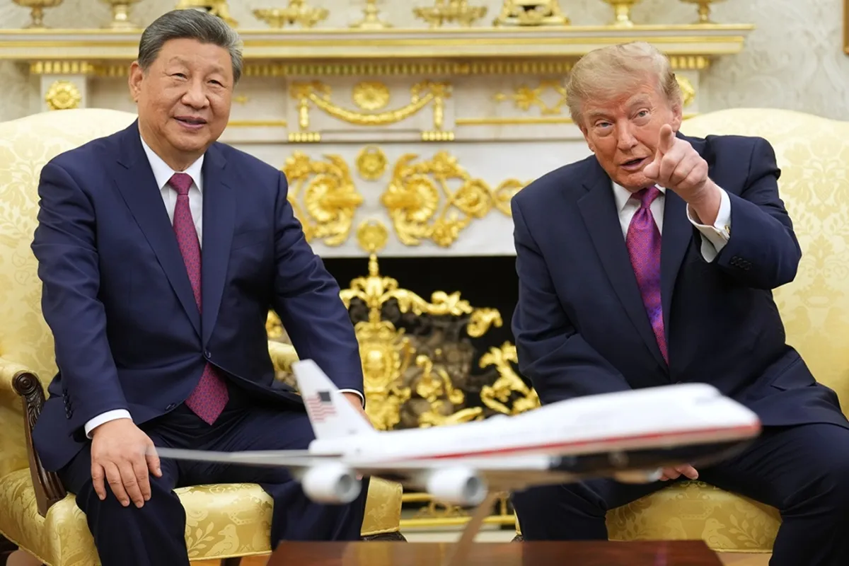 Tổng thống Mỹ Donald Trump và Chủ tịch Trung Quốc Tập Cận Bình - Ảnh AP