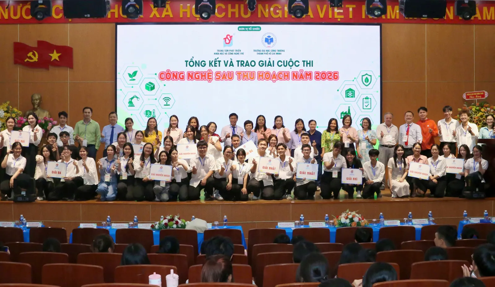 Tinh bột củ ấu và AI-BioShield lên ngôi tại cuộc thi công nghệ sau thu hoạch