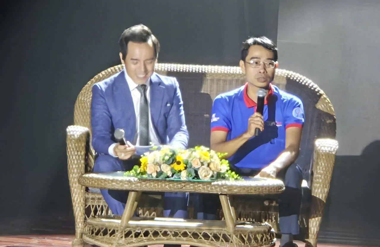 Anh Lê Xuân Dũng với hơn 20 năm gắn bó với chương trình Tiếp sức mùa thi từ cương vị tình nguyện viên cho đến trưởng ban tổ chức chương trình - Ảnh Bá Nam