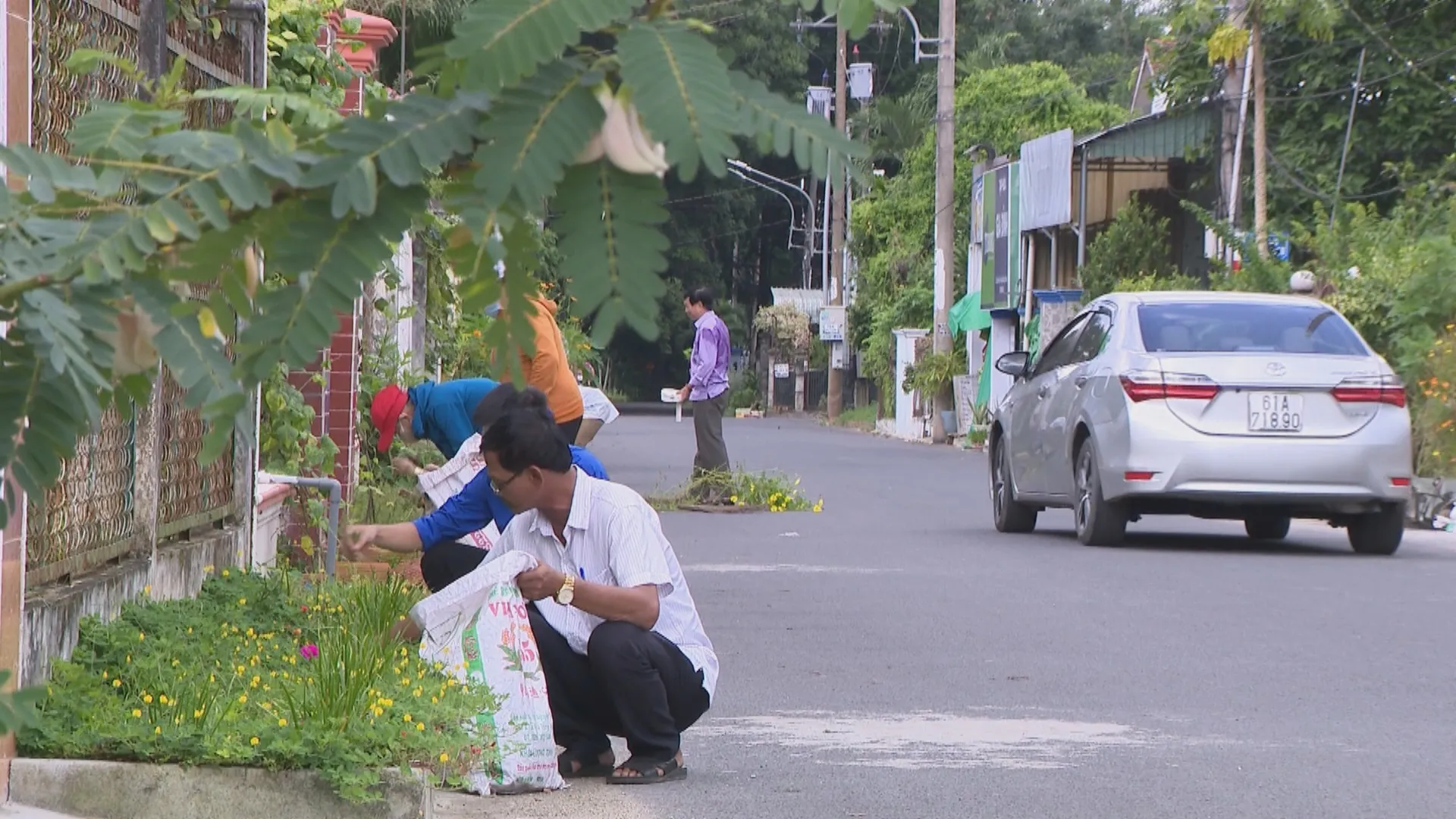 TP. Hồ Chí Minh thu hút 5,7 tỷ USD vào các KCN | Vươn Khơi - Ngày 28/9/2026 - Ảnh 4. TP. Hồ Chí Minh thu hút 5,7 tỷ USD vào các KCN | Vươn Khơi - Ngày 28/9/2026 - Ảnh 4.