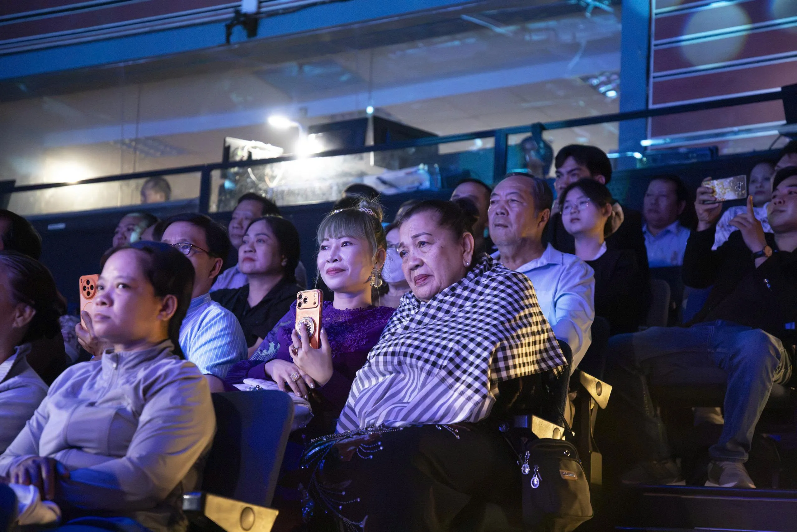 Toàn cảnh đêm vinh danh Chuông vàng vọng cổ 2026: Trọn vẹn cảm xúc - Truyền lửa đam mê - Ảnh 5.
