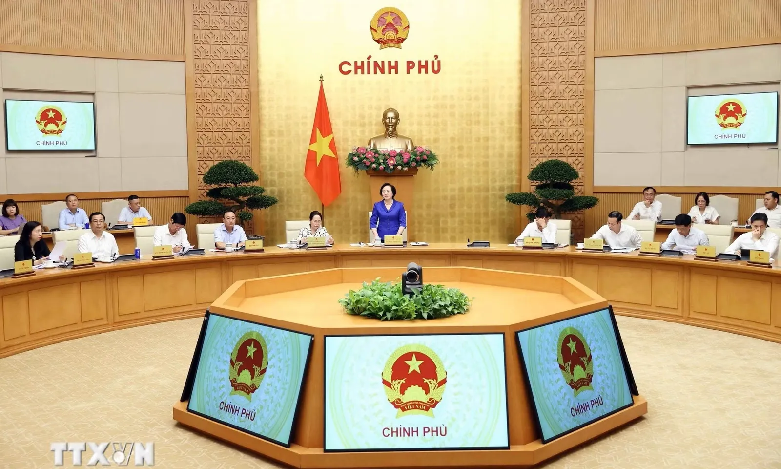 Phó Thủ tướng Phạm Thị Thanh Trà: Năm 2027, mỗi địa phương phải xây dựng ít nhất một sản phẩm du lịch đặc trưng