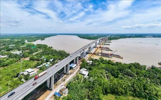 Đồng thuận bàn giao mặt bằng mở rộng cao tốc TP Hồ Chí Minh - Long Thành