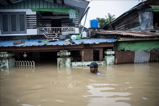 Mưa lũ gây nhiều thương vong tại Myanmar và Thái Lan