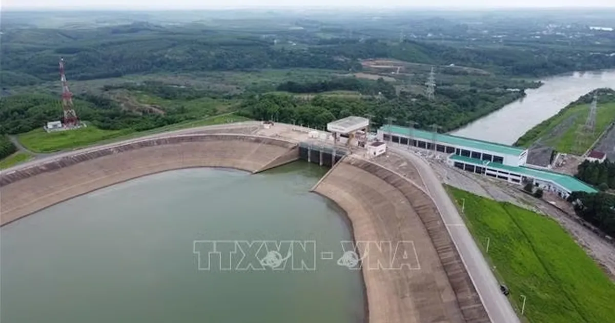 Triều cường sông Đồng Nai đang lên cao, thủy điện Trị An giảm xả lũ
