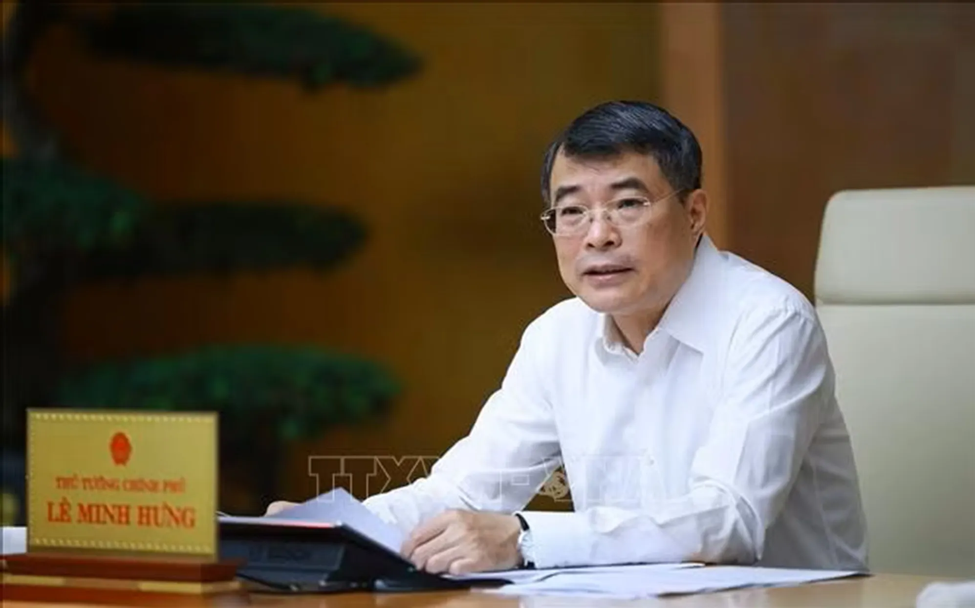 Thủ tướng Lê Minh Hưng chủ trì cuộc họp về dự án Luật sửa đổi, bổ sung một số điều của Luật Đấu thầu; Luật Đầu tư; Luật Phát triển doanh nghiệp nhỏ và vừa - Ảnh: Dương Giang - TTXVN 