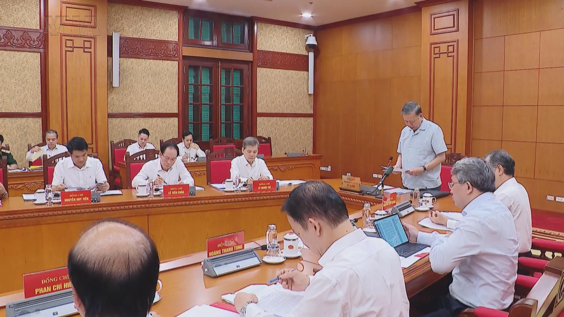 Kích hoạt báo động đỏ cứu sống người phụ nữ bị sét đánh nguy kịch | Thời sự trưa HTV ngày 29/9/2026 - Ảnh 2. Phát biểu kết luận buổi làm việc, Tổng Bí thư, Chủ tịch nước Tô Lâm nhấn mạnh, giải quyết tranh chấp dân sự, hành chính và thi hành án có ý nghĩa quan trọng, liên quan trực tiếp đến uy tín, niềm tin của nhân dân đối với hệ thống pháp luật, cũng như đời sống người dân và hoạt động của doanh nghiệp