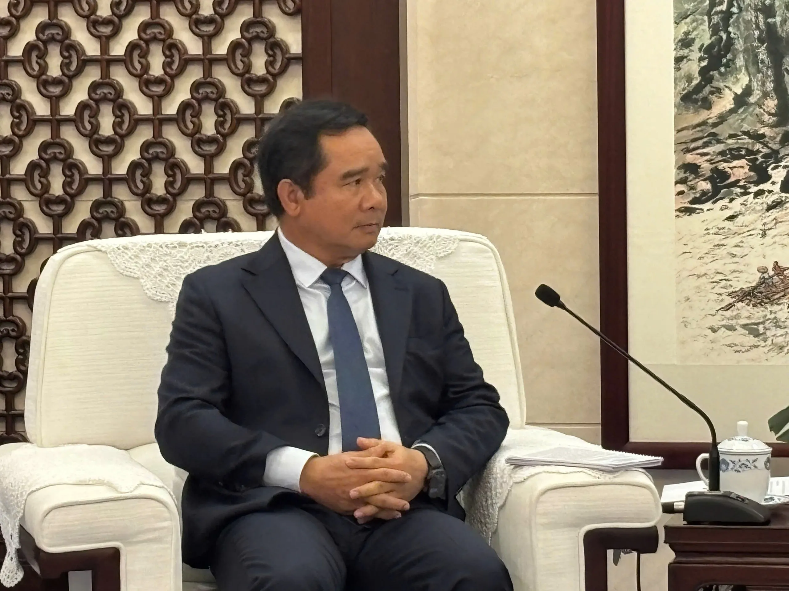 TP. Hồ Chí Minh – Quảng Đông: Thắt chặt tình hữu nghị, mở rộng hợp tác cùng phát triển - Ảnh 2. Đồng chí Nguyễn Văn Được - Chủ tịch UBND TP. Hồ Chí Minh hội kiến Đồng chí Trương Quốc Trí - Phó Tỉnh trưởng Quảng Đông (Trung Quốc)