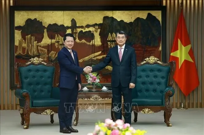 Thủ tướng Lê Minh Hưng tiếp Bộ Thanh tra Campuchia Sok Soken - Ảnh: Dương Giang/TTXVN