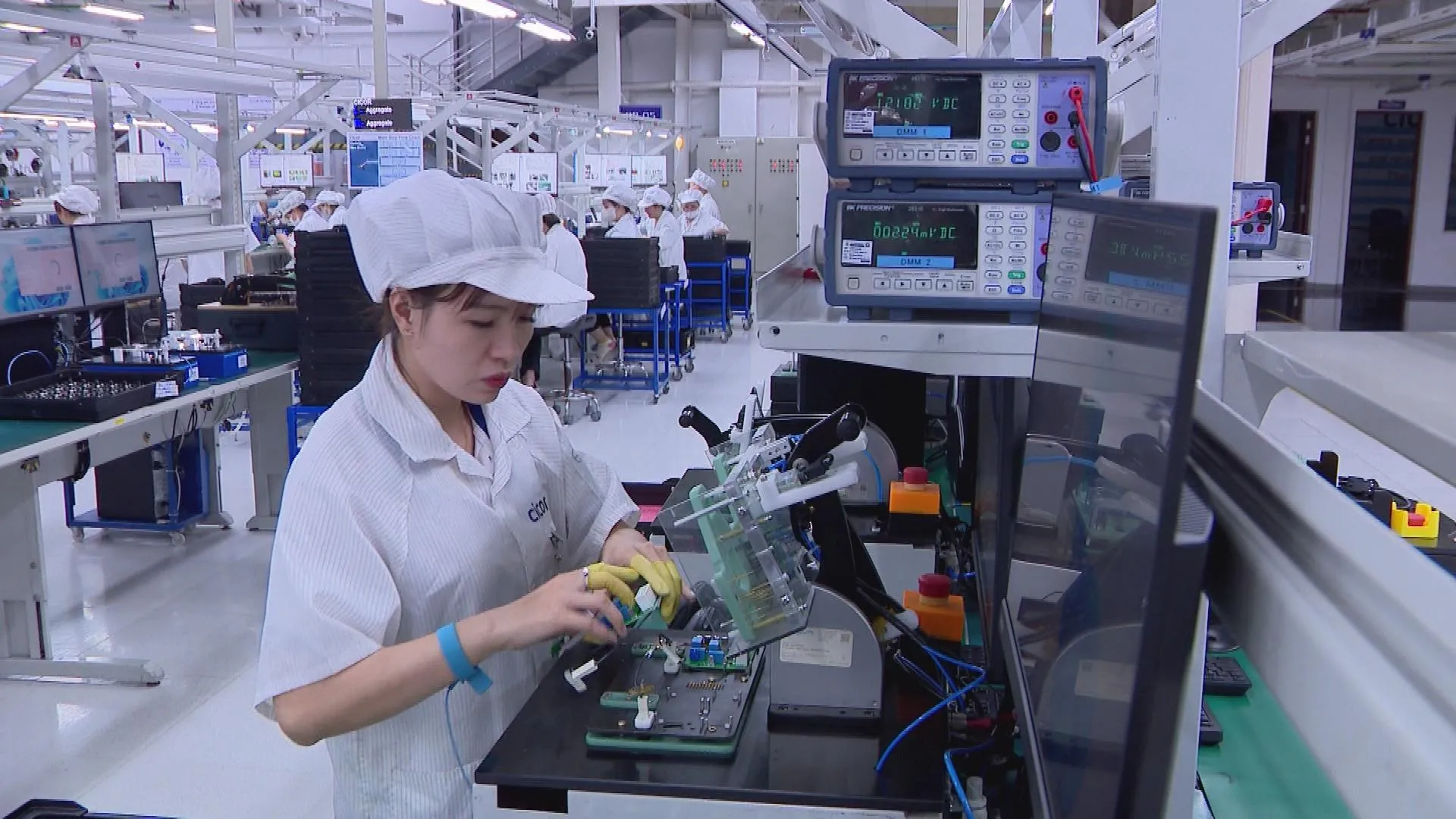 TP. Hồ Chí Minh kéo chi phí logistics xuống 11% GRDP: Giải pháp khơi thông chuỗi cung ứng - Ảnh 5.