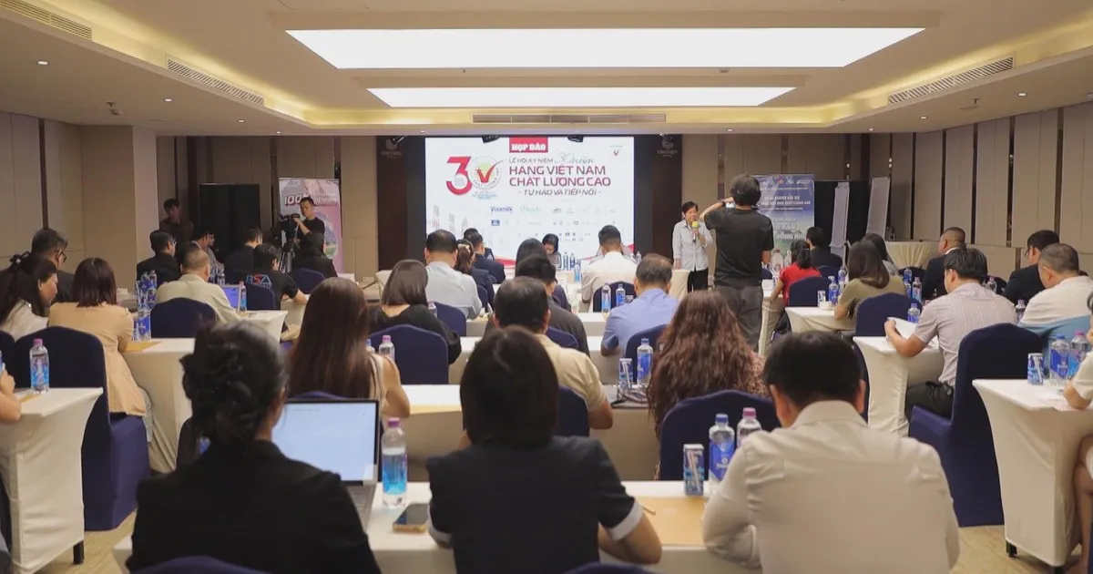 Hàng Việt Nam chất lượng cao kỷ niệm 30 năm: Bứt phá để giữ niềm tin người tiêu dùng