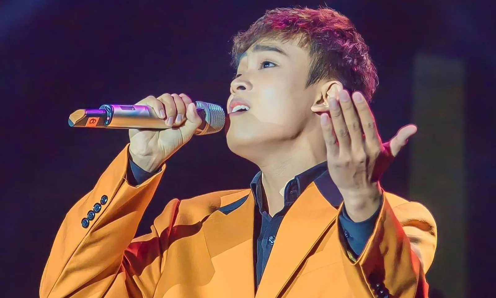 Hồ Văn Cường công bố liveshow kỷ niệm 10 năm ca hát