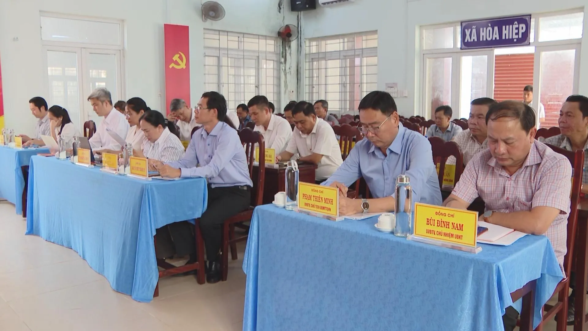 Xã Hòa Hiệp tăng tốc đầu tư công, cải cách hành chính  - Ảnh 2.