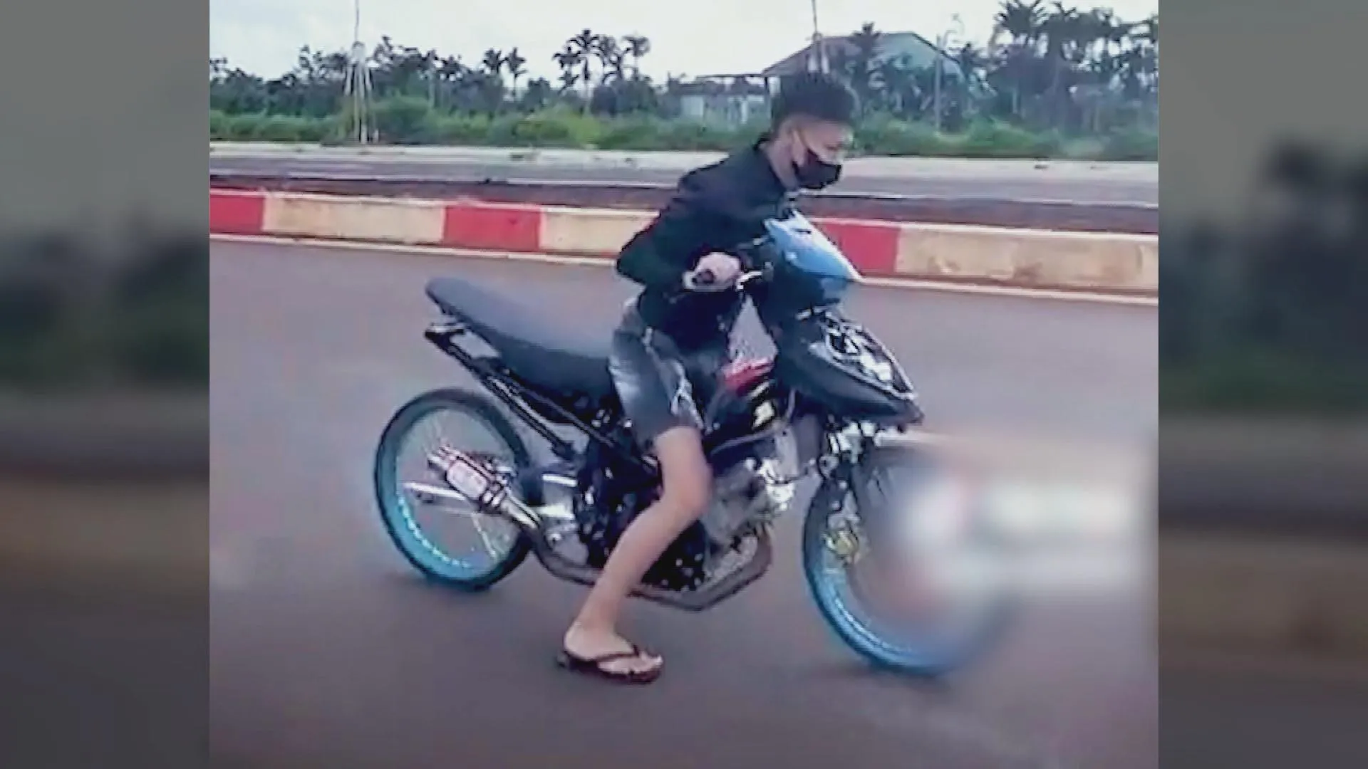 Xử lý thanh niên độ xe máy, quay video "tạo nét" đăng TikTok - Ảnh 1.