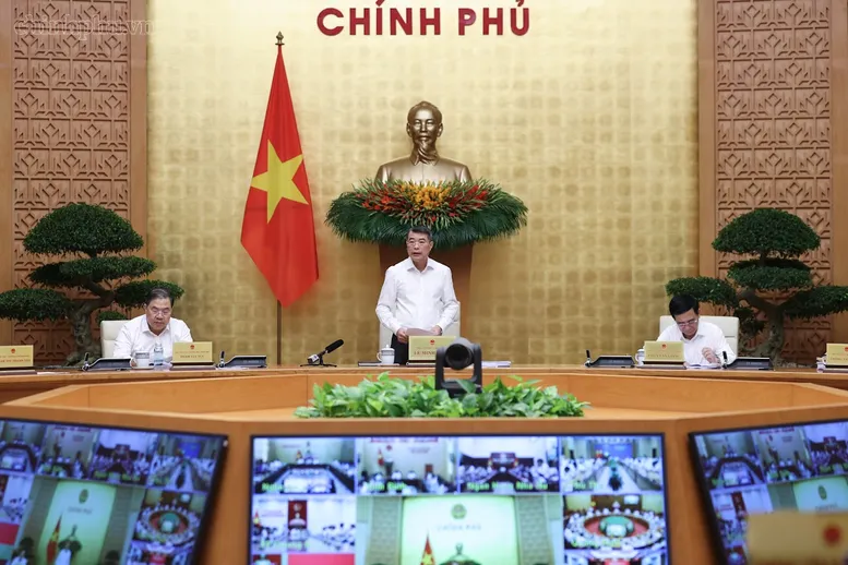 Thủ tướng nêu rõ, Hội nghị sẽ đánh giá kết quả đạt được 9 tháng và bàn những giải pháp quyết liệt, mạnh hơn nữa để triển khai các nhiệm vụ trong quý IV của năm 2026 - Ảnh: Nhật Bắc - Báo Chính Phủ