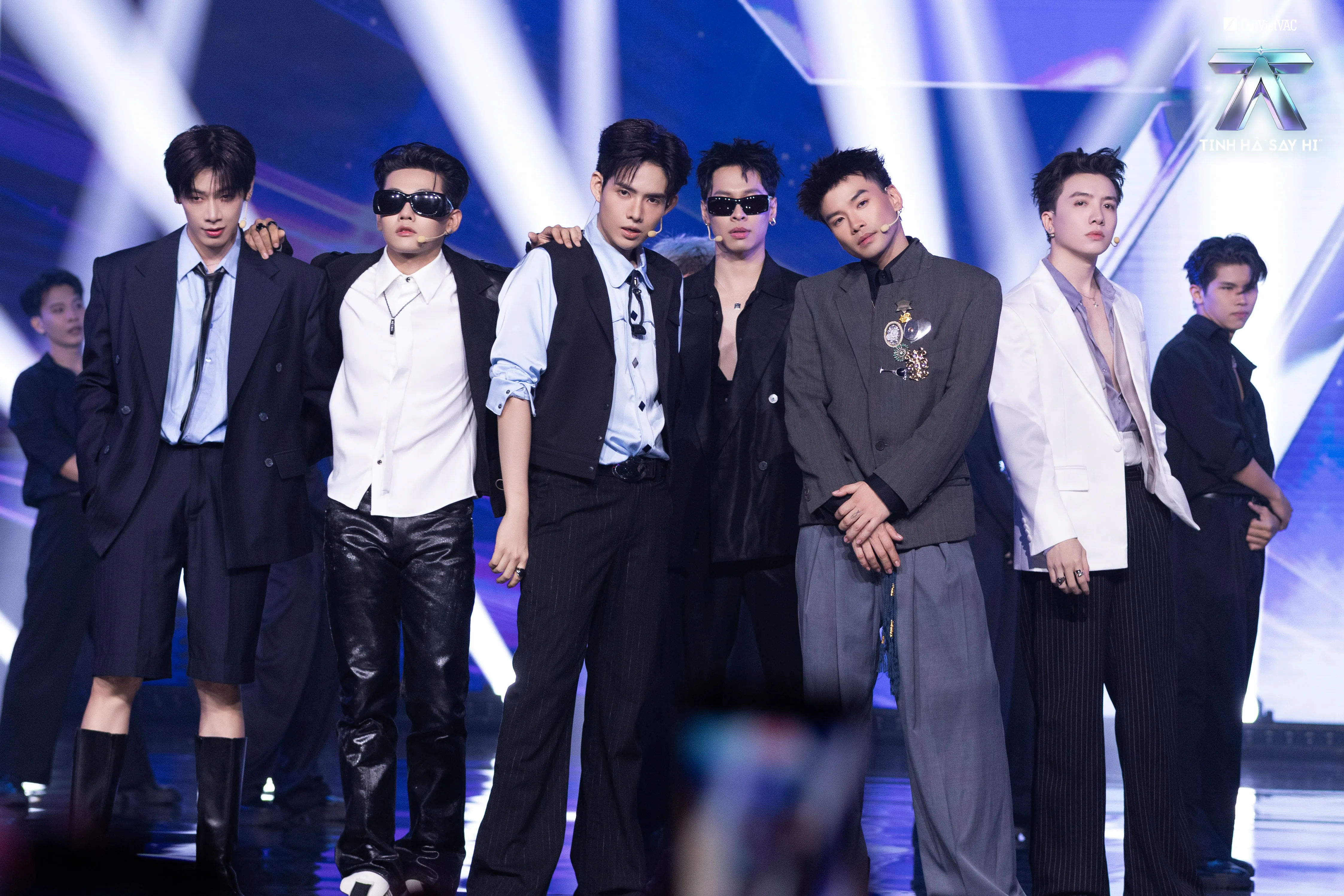 Together we shine 1