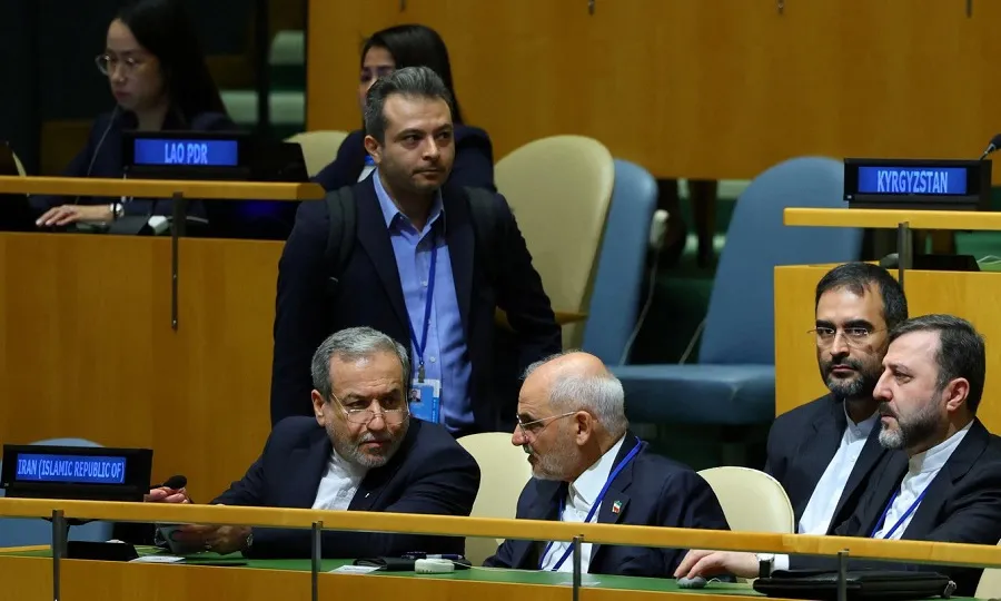 ngoai giao iran