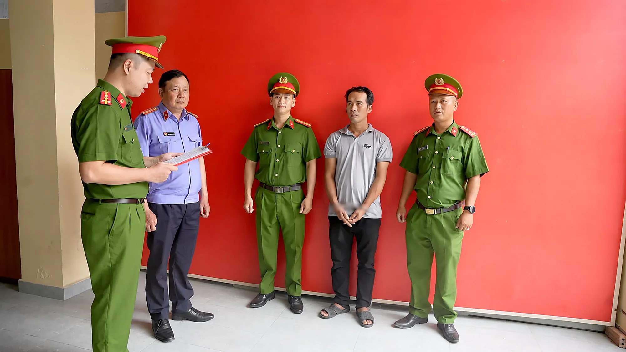 luu-thanh-binh-khoi-to-