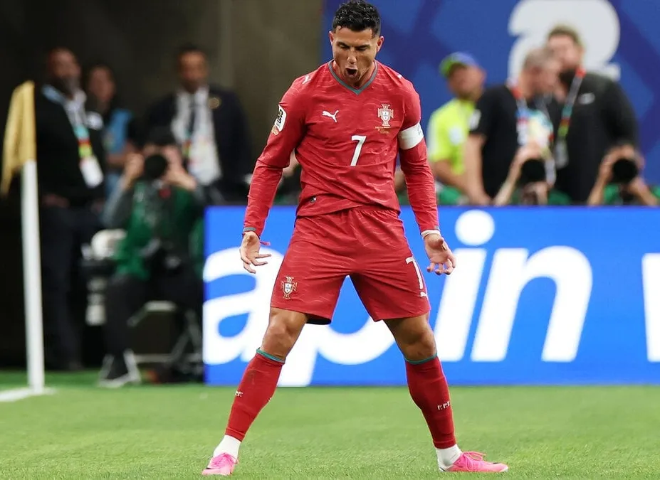 ronaldo-bo-dao-nha