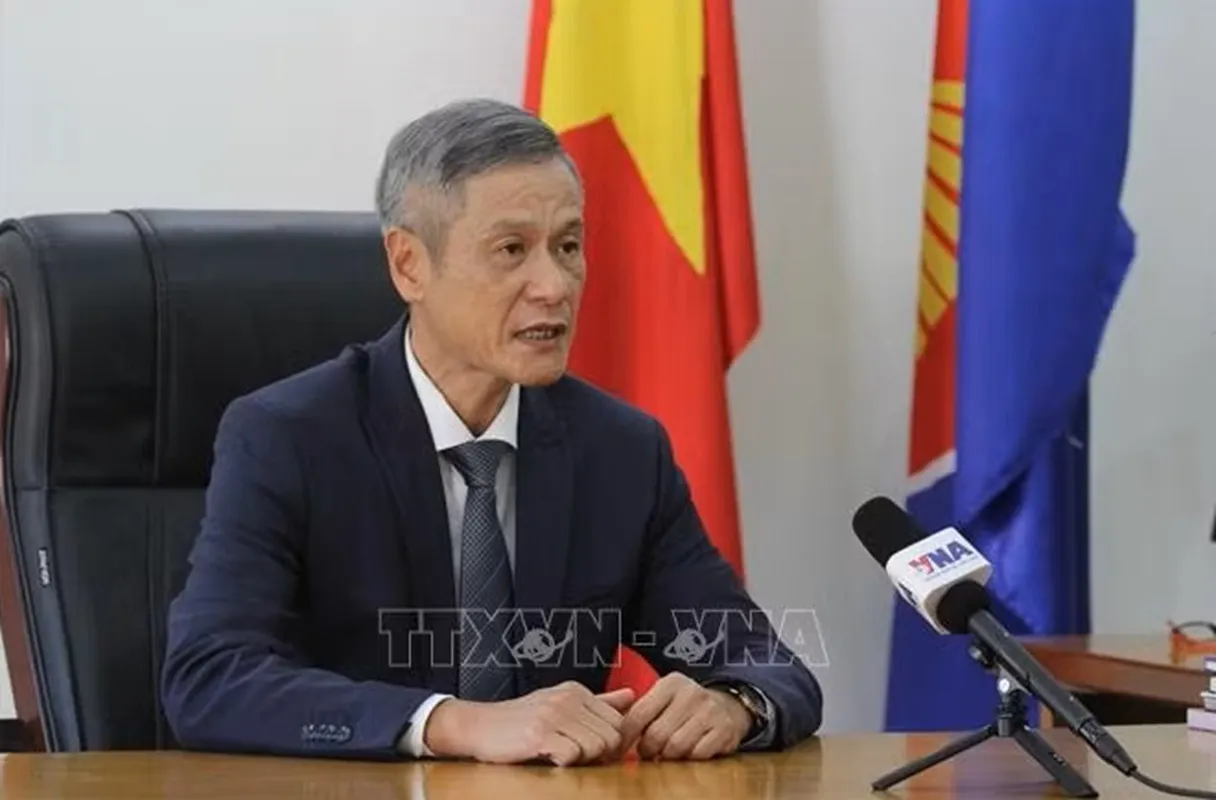 Đại sứ Nguyễn Minh Vũ