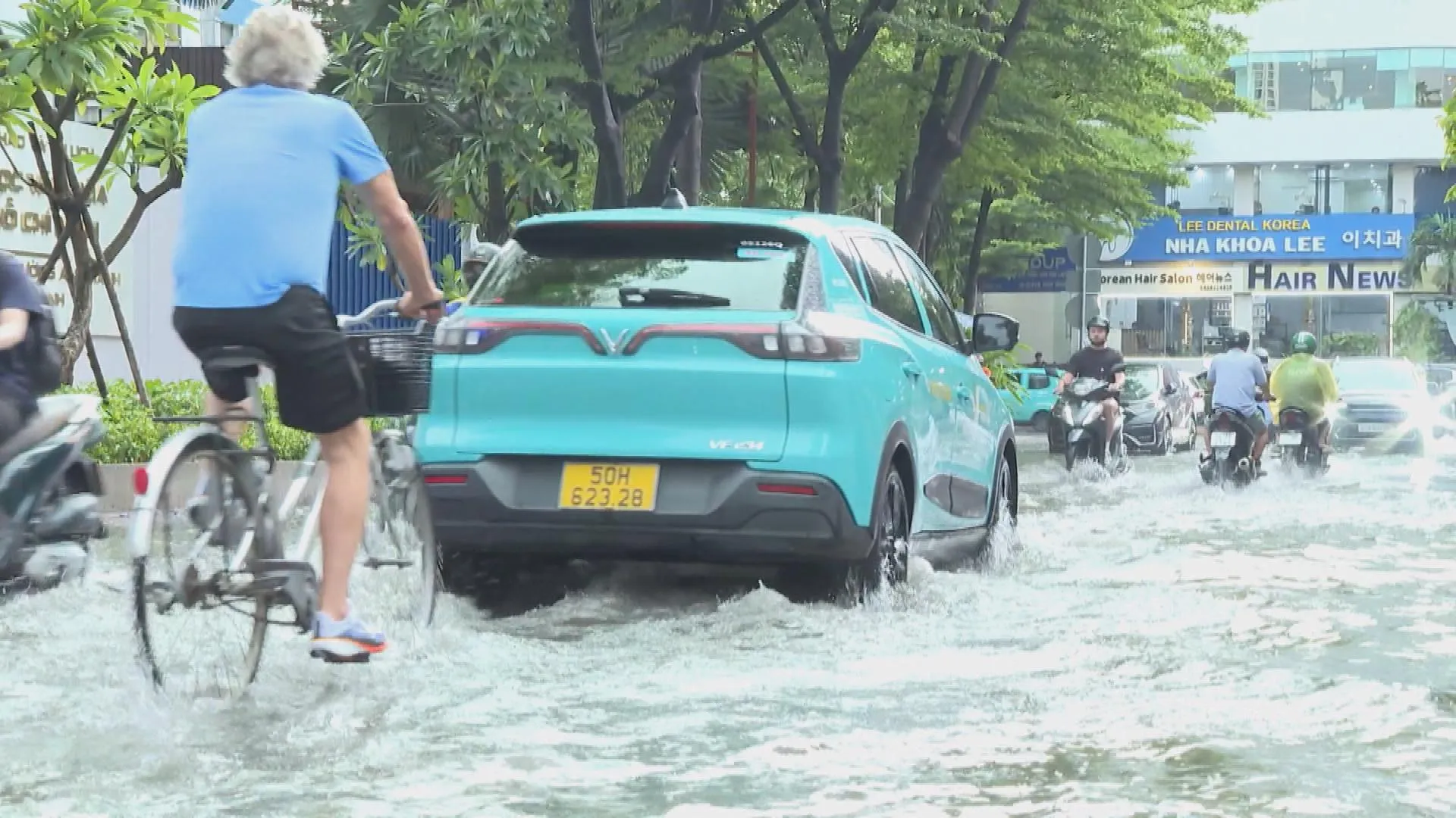 Từ "ngập đâu chống đó" đến "quản trị ngập": Hướng đi mới cho TP. Hồ Chí Minh | Thời sự HTV ngày 7/10/2026 - Ảnh 1.